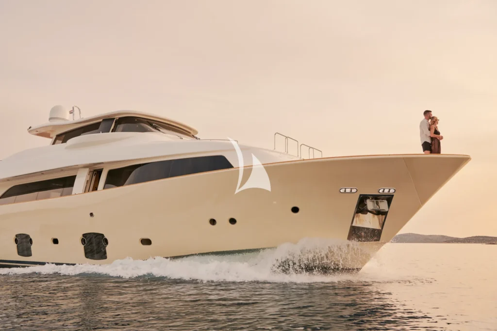 FRIEND’S BOAT