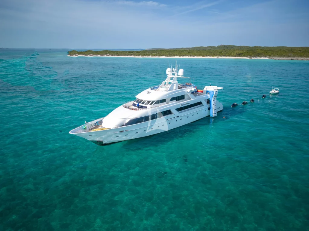 ISLAND HEIRESS